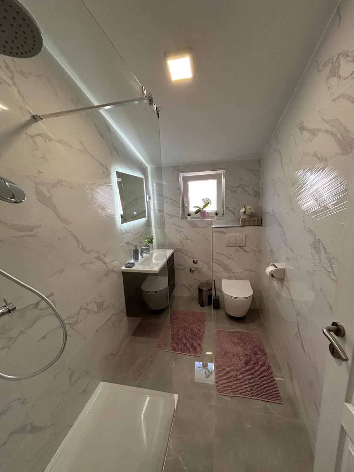 Apartments Katarina โปเรช ภายนอก รูปภาพ